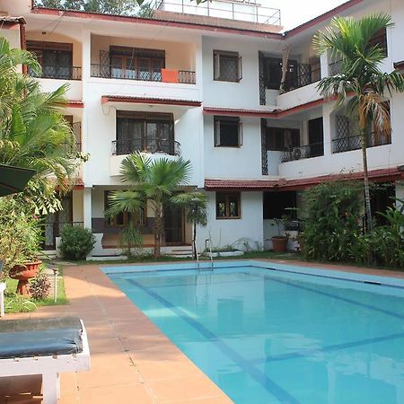 Diana Apartments Candolim Eksteriør billede