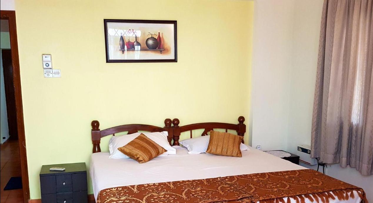 Diana Apartments Candolim Eksteriør billede